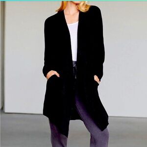 Barefoot Dreams CozyChic Lite Island Wrap size L/XL in Black. Used; barely worn